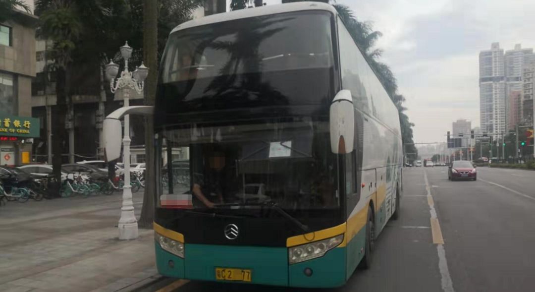 珠海交警查大巴车,珠海交警抓套牌车