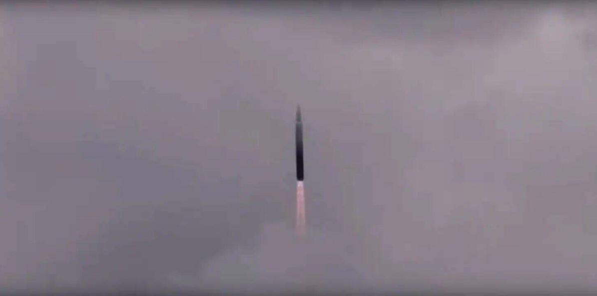 俄罗斯进行“绝密”试射,俄最强核导弹试射