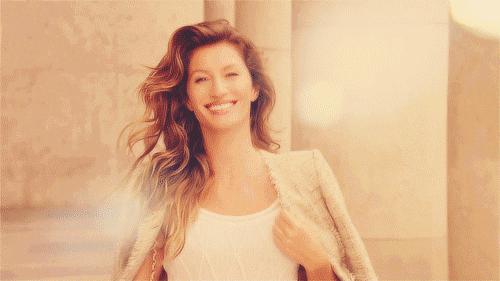 一双逆天长腿迷倒小李子,走1米花45万美金的名模,究竟啥来头