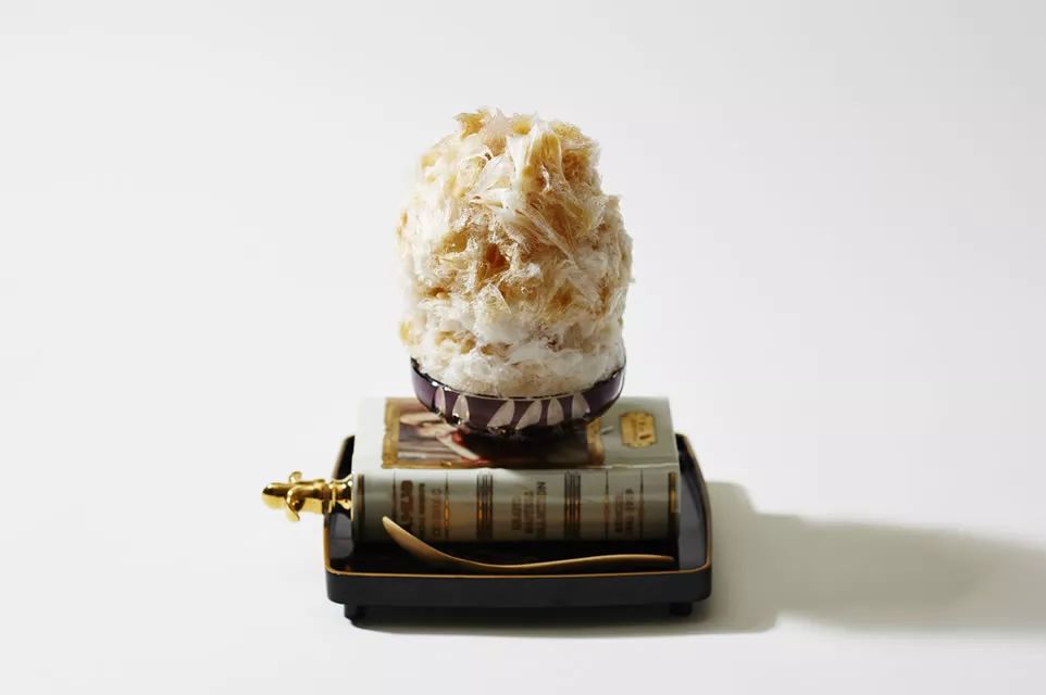 日式刨冰和雪花冰区别,日本的刨冰是什么样子的