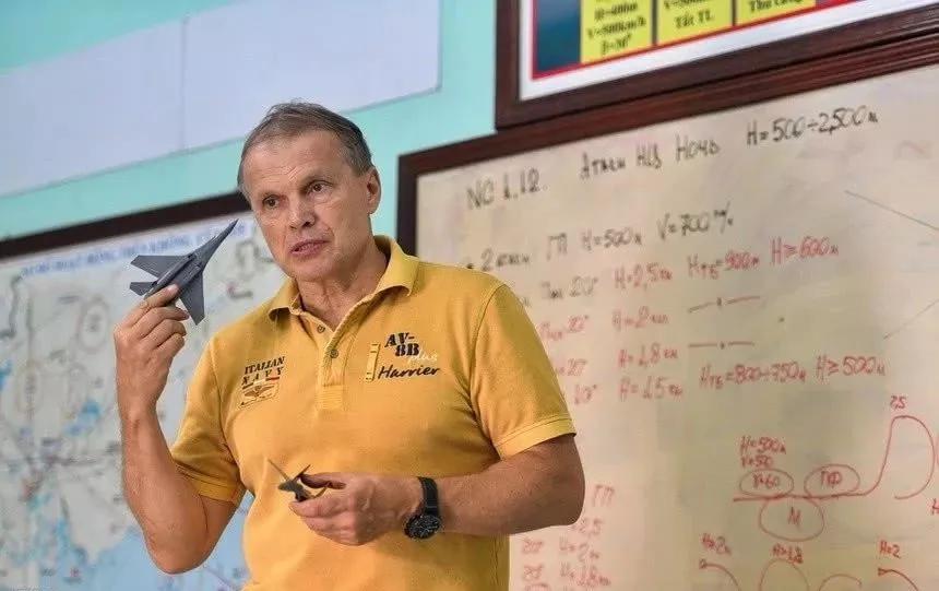 美国航母北约演练俄怎样应对,无人机对付美国航母