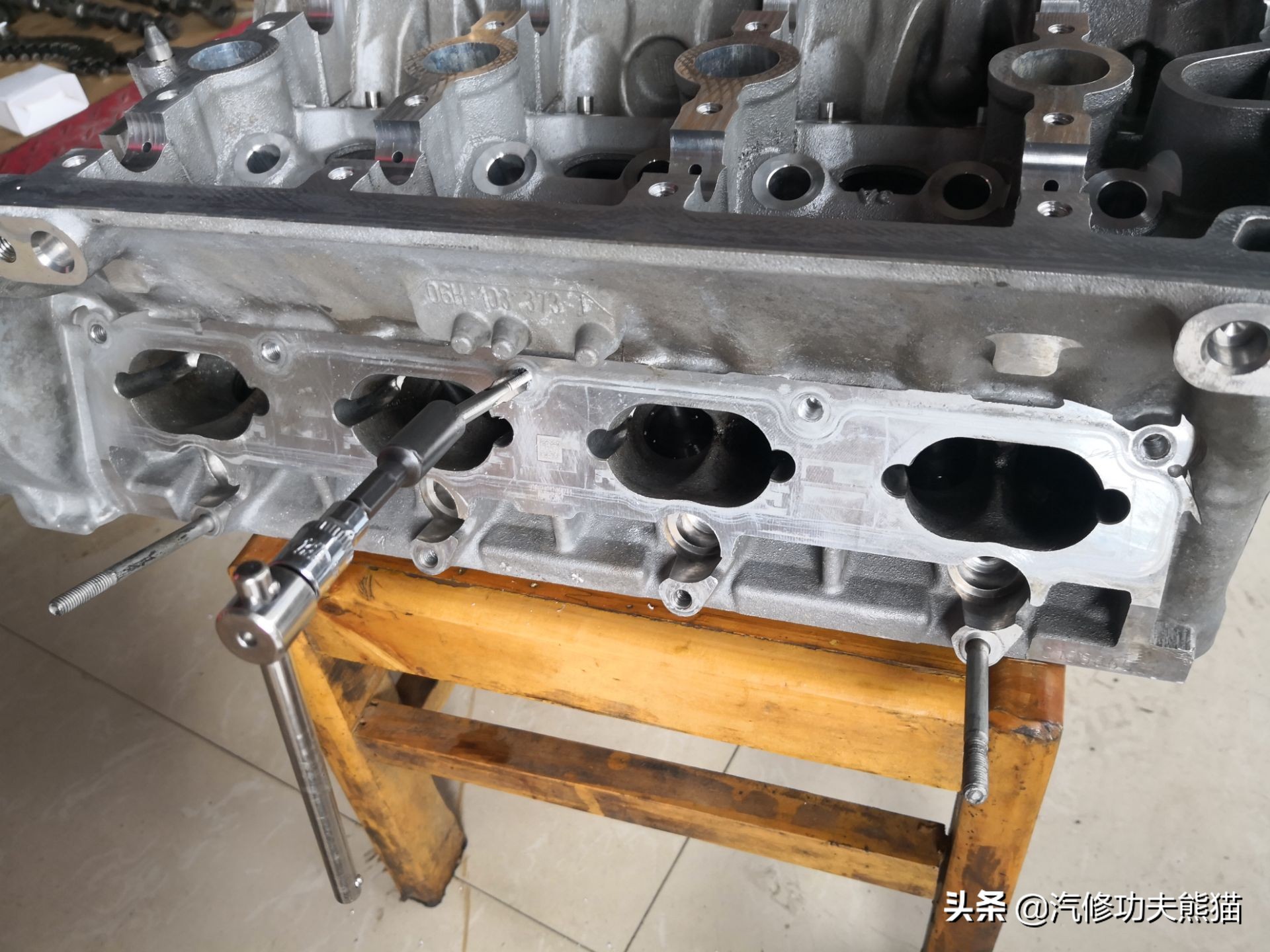 大众夏朗烧机油维修汕头,夏朗烧机油大修多少钱