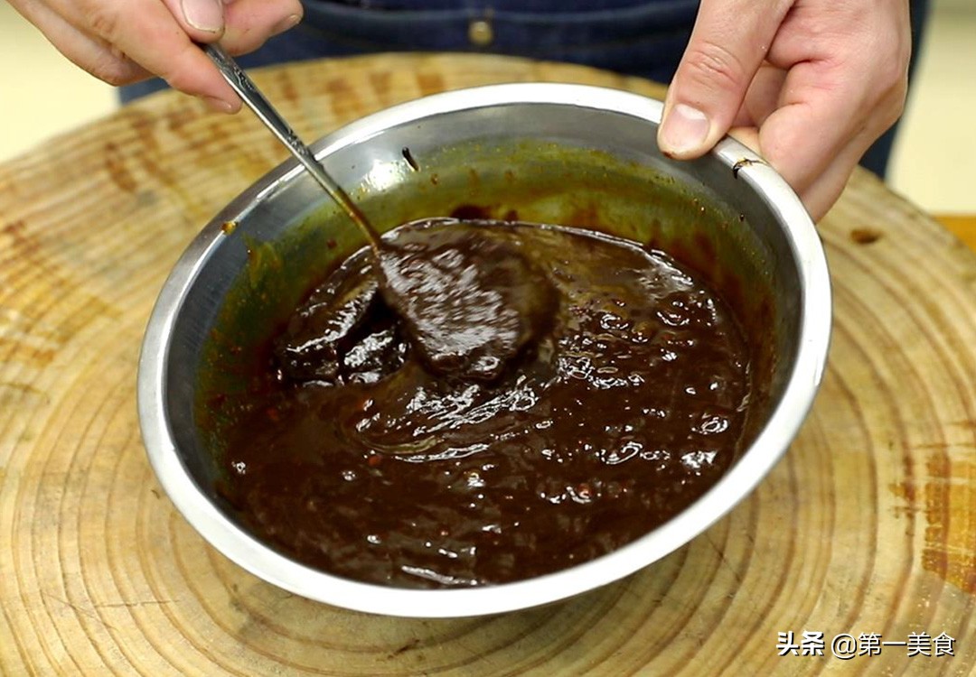 在家制作简单的拌饭酱,学会这3种下饭酱的做法