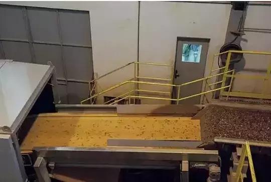 巴西奶奶绿这么贵是有道理的，开采太难了！都是高科技