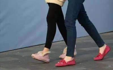 露脚踝会宫寒吗,露脚踝容易导致不孕吗