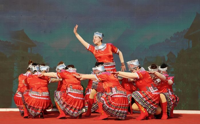 精彩绝伦!今天小悟乡的这场活动温暖又火爆!赶紧来点赞!