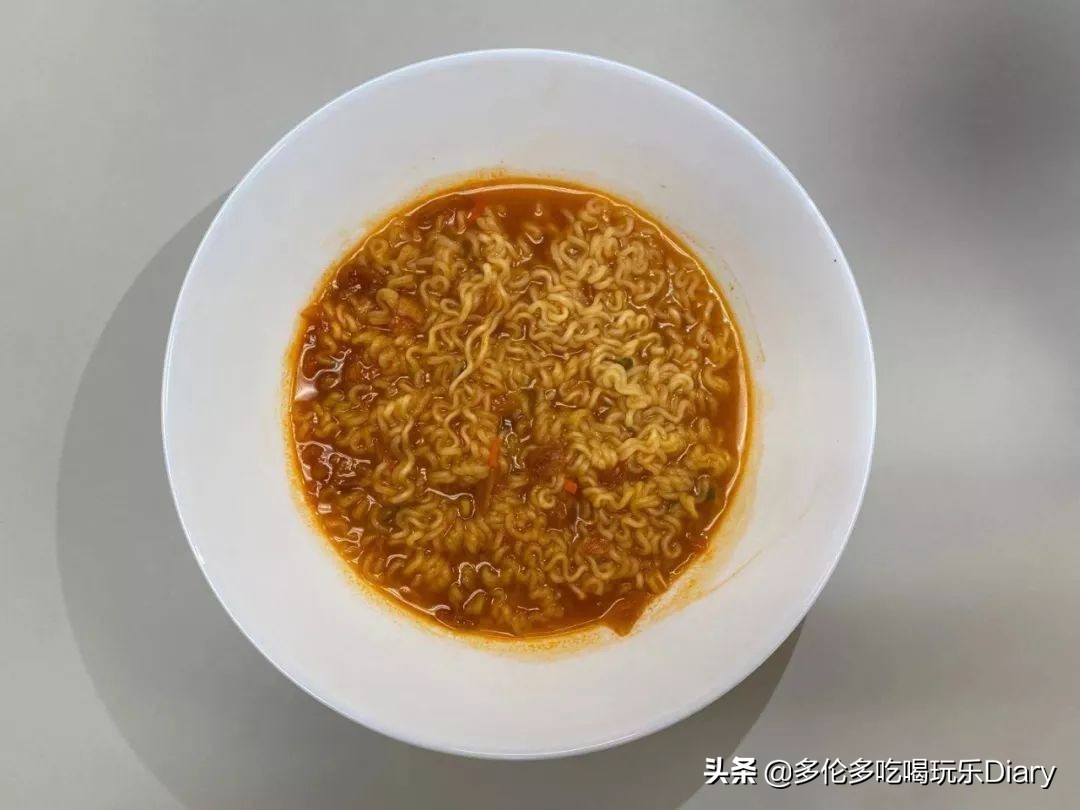 又有新款韩国速食面登陆加拿大啦!它会是下一个网红吗?