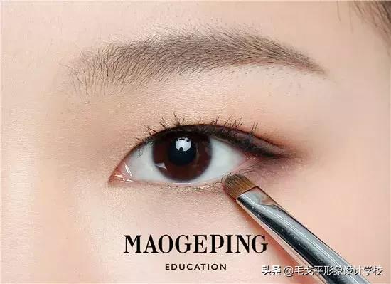 眼妆怎么画显大又干净单眼皮内双,没有内双的单眼皮怎么画眼妆