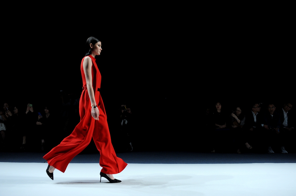 深圳时装周2021现场直播,深圳时装周惊艳全场