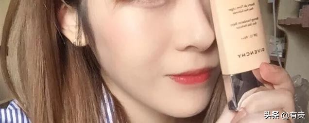 干皮、油皮、痘痘肌看过来!亲测不卡粉、不脱妆的粉底液指南!