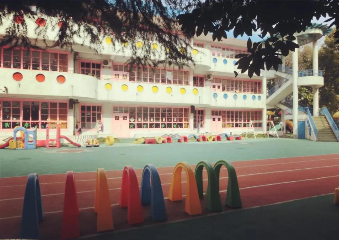 上海公立幼儿园有延时服务吗,上海市幼儿园新政策