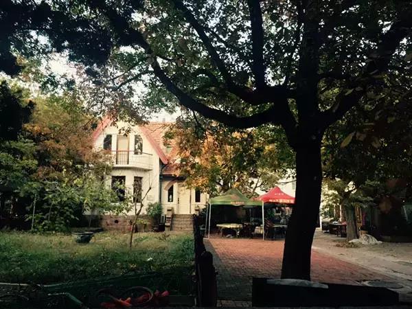 青岛八大关每个楼的故事,今天的青岛八大关