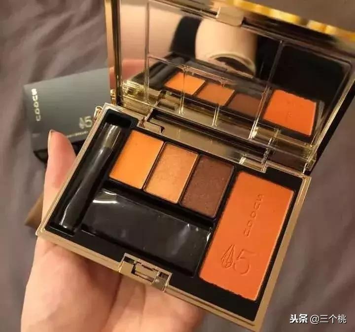 charlottetilbury圣诞眼影,charlottetilbury彩妆