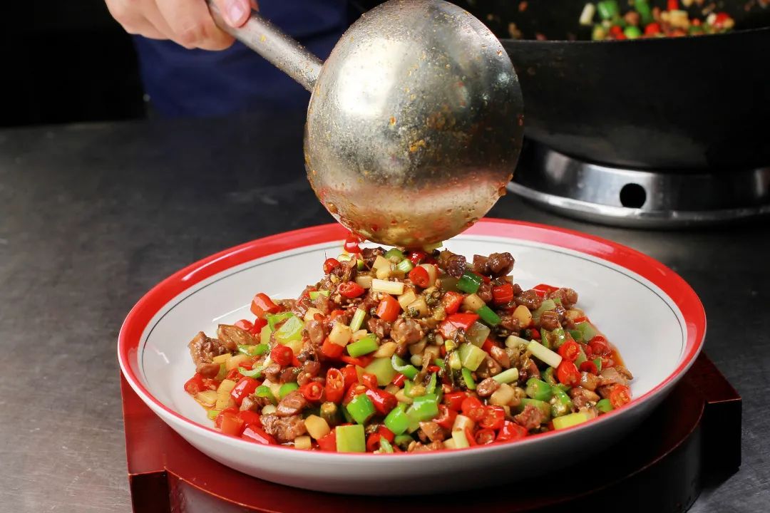 仔姜牛蛙自贡菜,蛙蛙鸡冷锅鱼最新