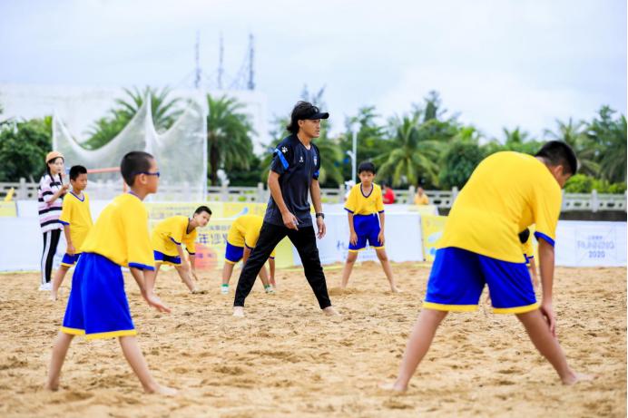 2020海南沙滩足球明星公开课开课啦！前国脚王涛亲自授课