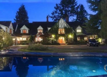 中国留学生1.5亿购买加拿大温哥华的豪宅没想到两年亏了800万！