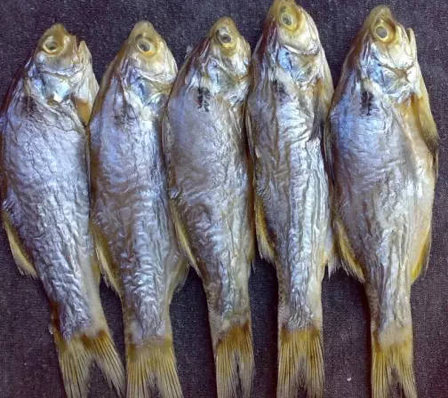 腌制的咸鱼怎么烧最好吃,腌的咸鱼怎么烧好吃