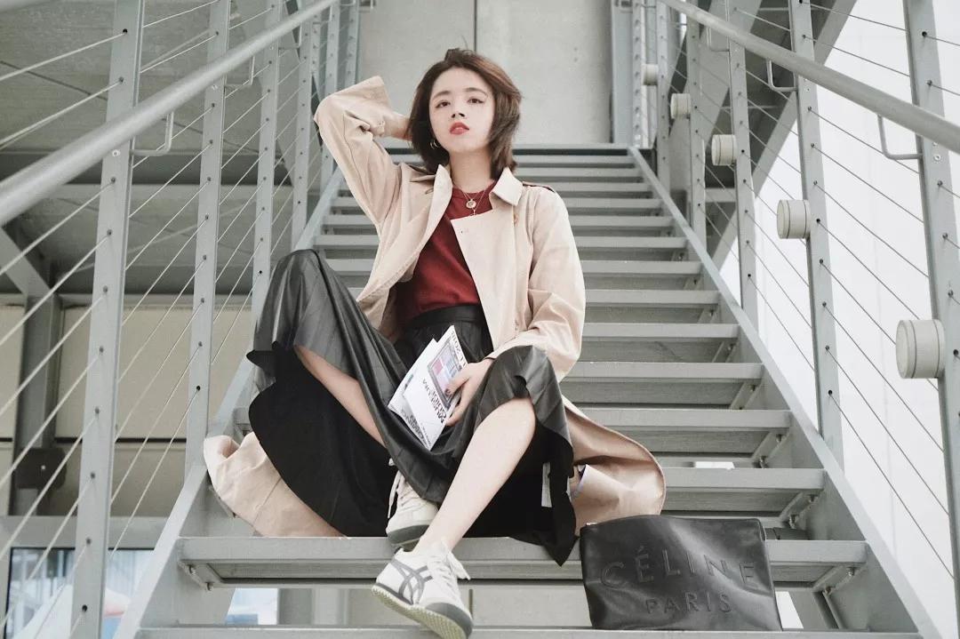 早春风衣穿搭高级感,早春穿搭颜色毛衣外套