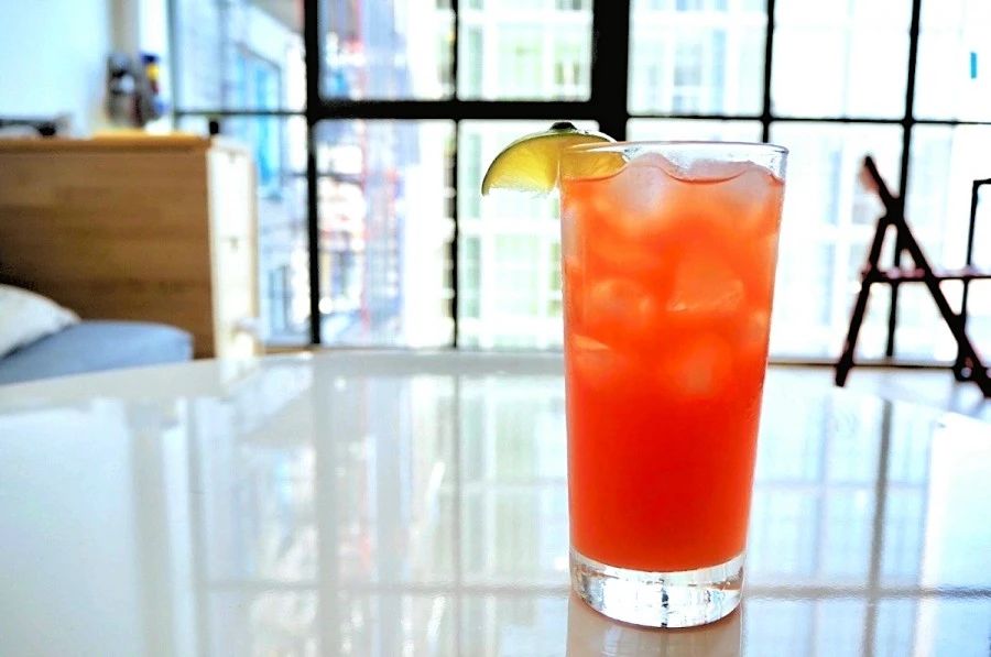 绝对伏特加宿舍调酒配方大全,伏特加百利甜酒调酒配方大全