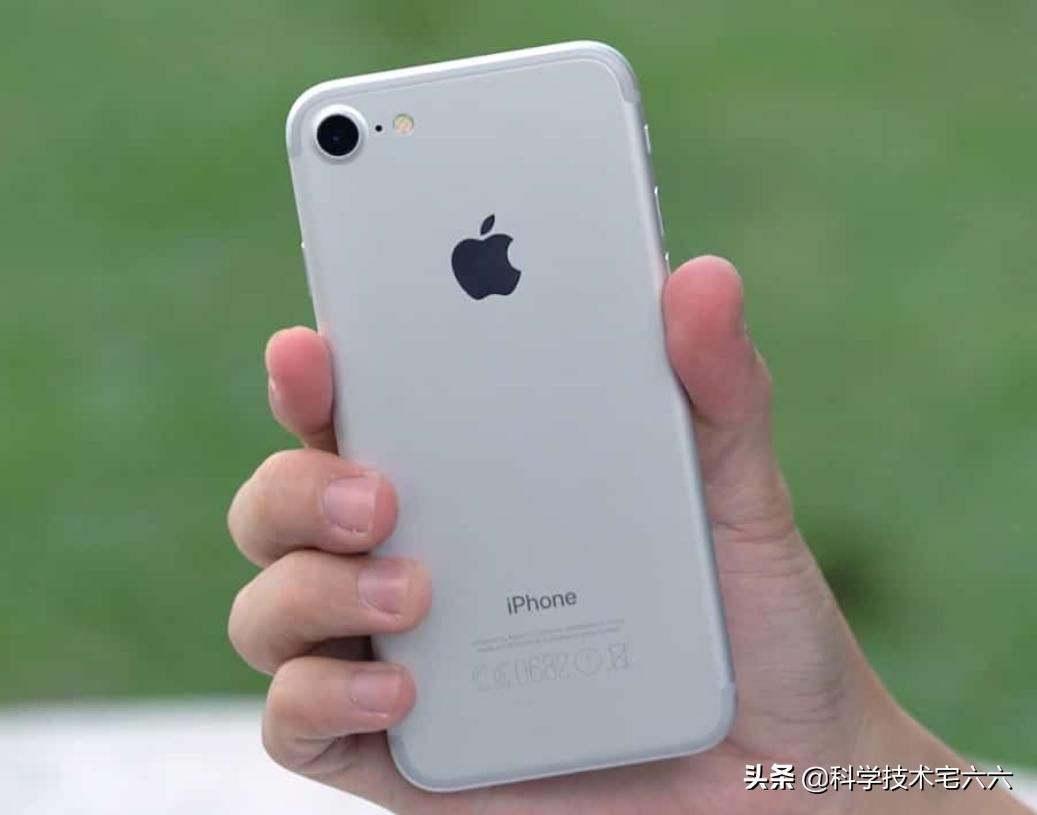 iphone7升级ios14闪退,iPhone7闪退怎么办