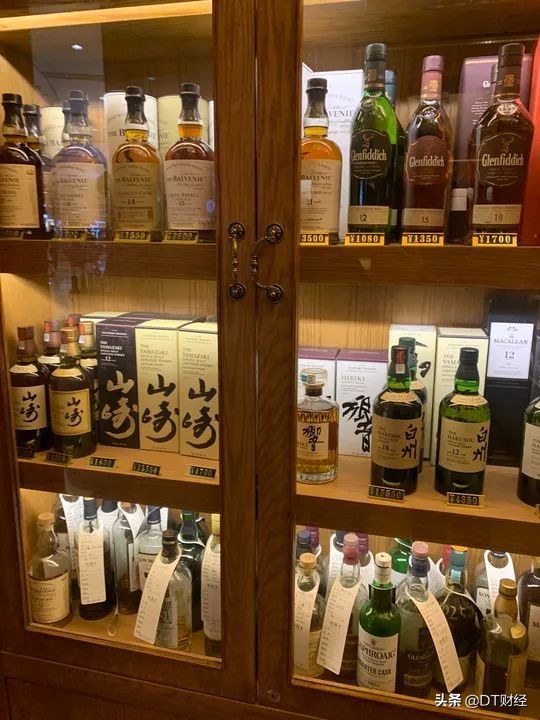 上海最好的酒吧一晚要多少钱,新手如何选择上海的酒吧