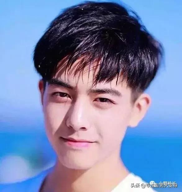 法式刘海发型学生党怎么剪,学生党剪什么发型