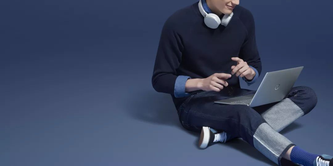 灵越高性能轻薄本11代i5,灵越13-7000