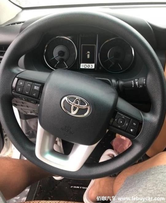 “高质低价”硬派SUV丰田穿越者2.7L实拍皮实耐用/超大使用空间