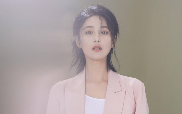 又被骗？张馨予网购消毒液收到空瓶，化身“柯南”分析骗人动机