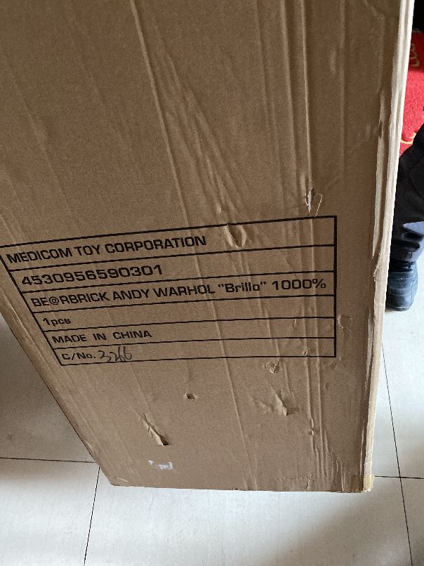 中国快递跟国外快递比,中国快递员和外国快递员的差别