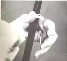 赵丹青二胡左手按弦力度,二胡赵寒阳讲左手无名指按弦