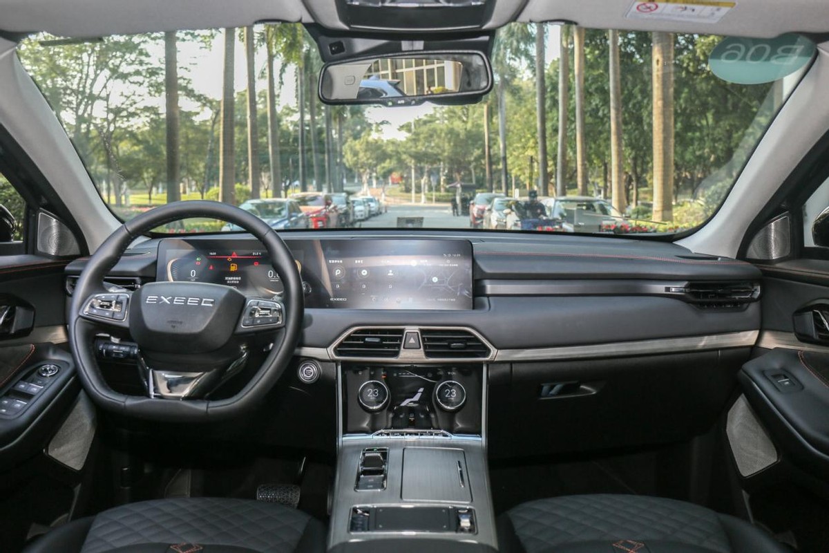 15万预算买啥车不会后悔?这几款车省心耐用动力强,国产合资都有