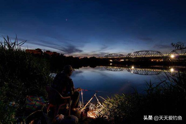 海绵浮漂怎么上夜光棒,小仙郎浮漂如何加夜光棒