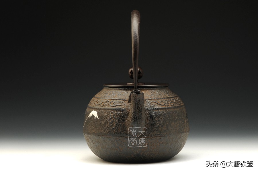 用过的铁壶怎样防止生锈,铁壶生锈怎么处理让它不生锈