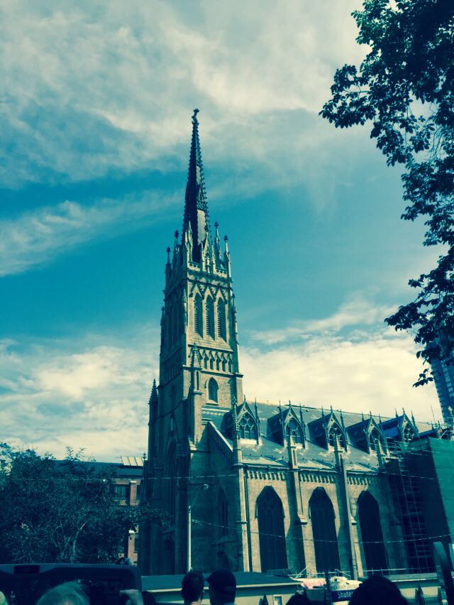 皇后大学真的很水吗？你一旦知道这些后就会打消这个想法