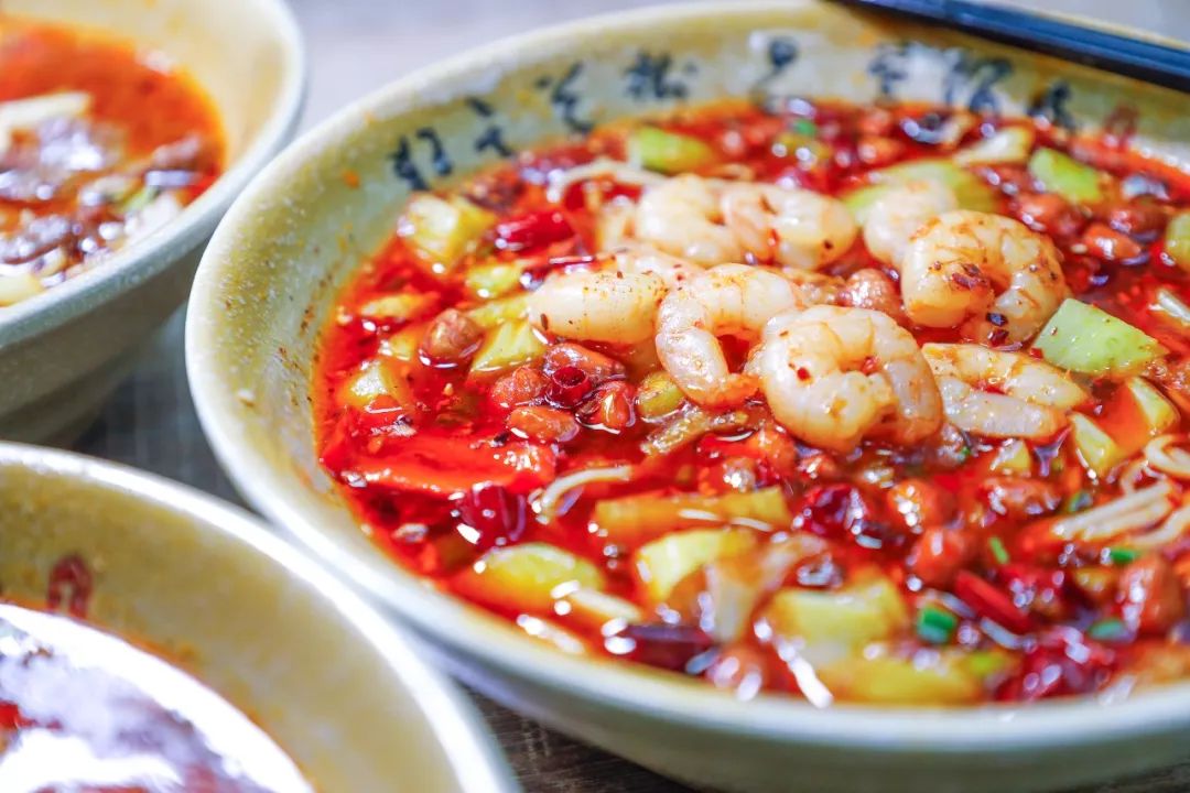 武汉人，等摘下口罩，我们一起去吃这50家店好吗？