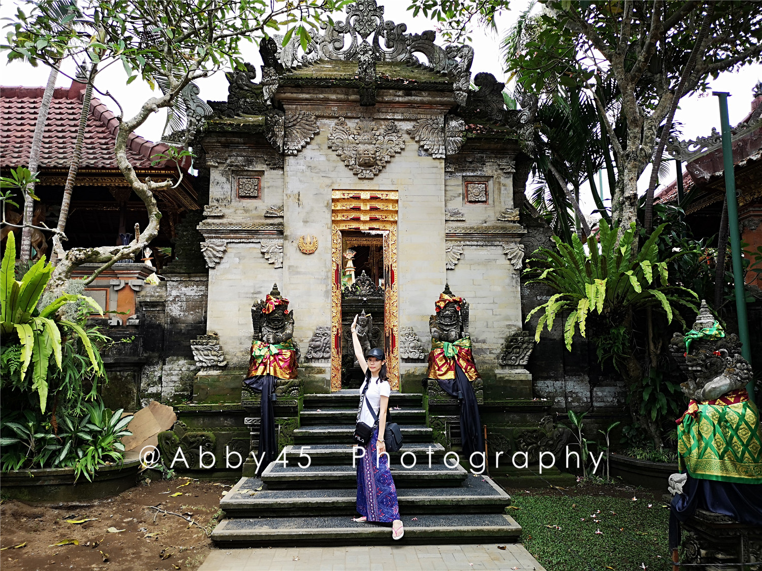 巴厘岛旅游买什么伴手礼 (一生必去的巴厘岛)