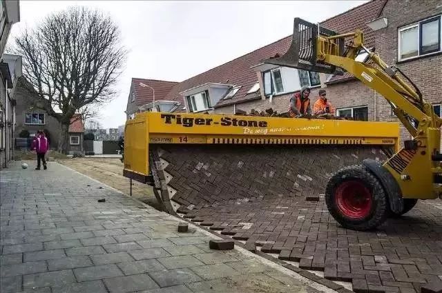 搓麻将生意,手搓麻将市场