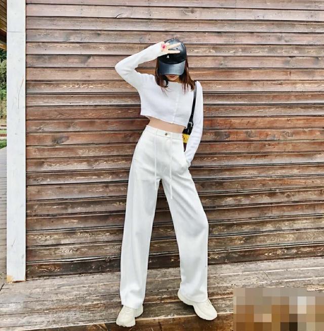 优衣库格子裤搭配技巧,优衣库直筒裤的搭配