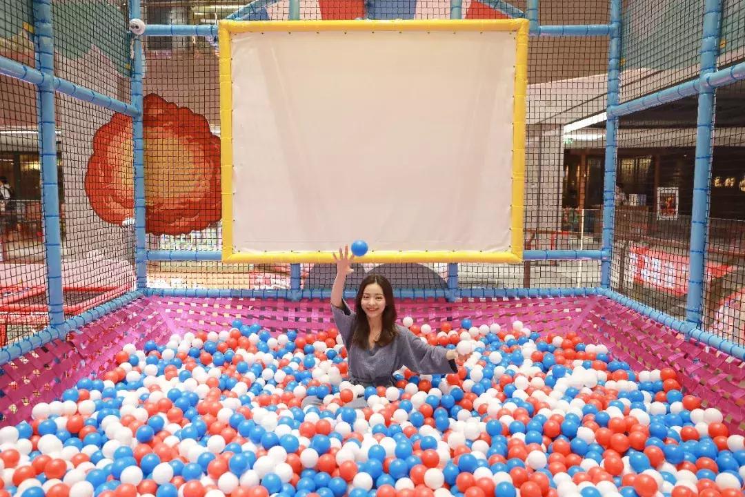 西湖边的游乐场,杭州玩具王国儿童乐园