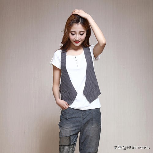 有肚腩该怎么穿衣服,小肚腩突出怎么穿衣搭配