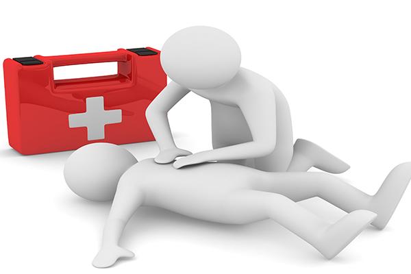 电工失误操作导致触电实例,低压触电脱离电源方法及注意事项