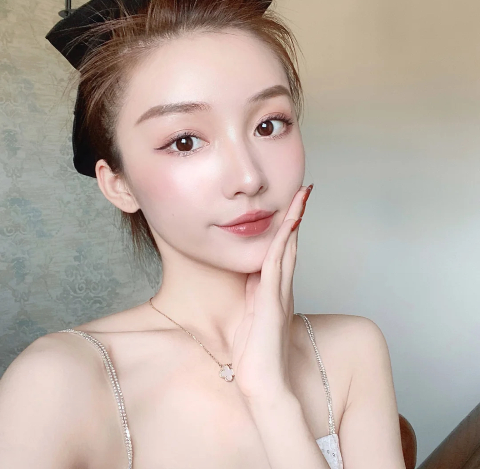 怎么样给皮肤美白提亮,皮肤嫩白的方法