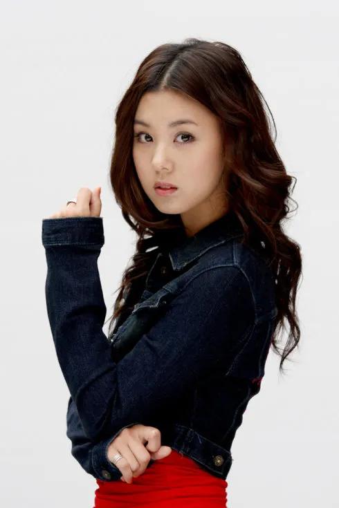 清纯壁纸真人,清纯壁纸图片大全