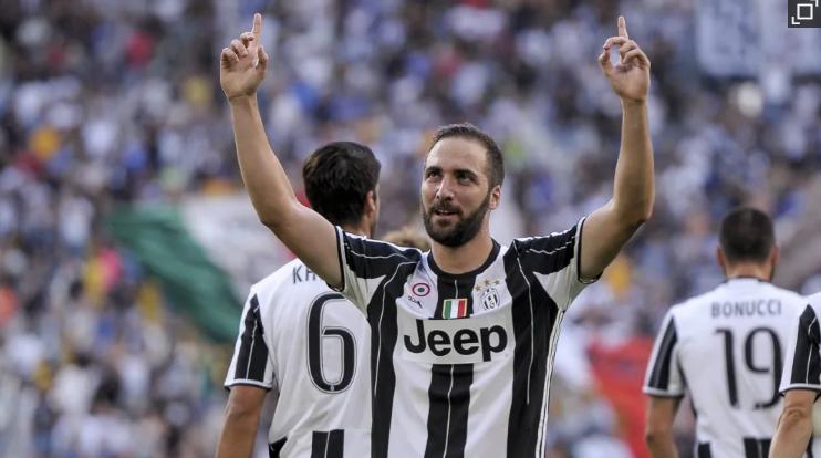 《踢球者》盘点世界足坛18笔最贵交易