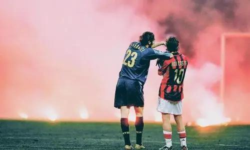 藏在足球的秘密,藏在足球里的秘密