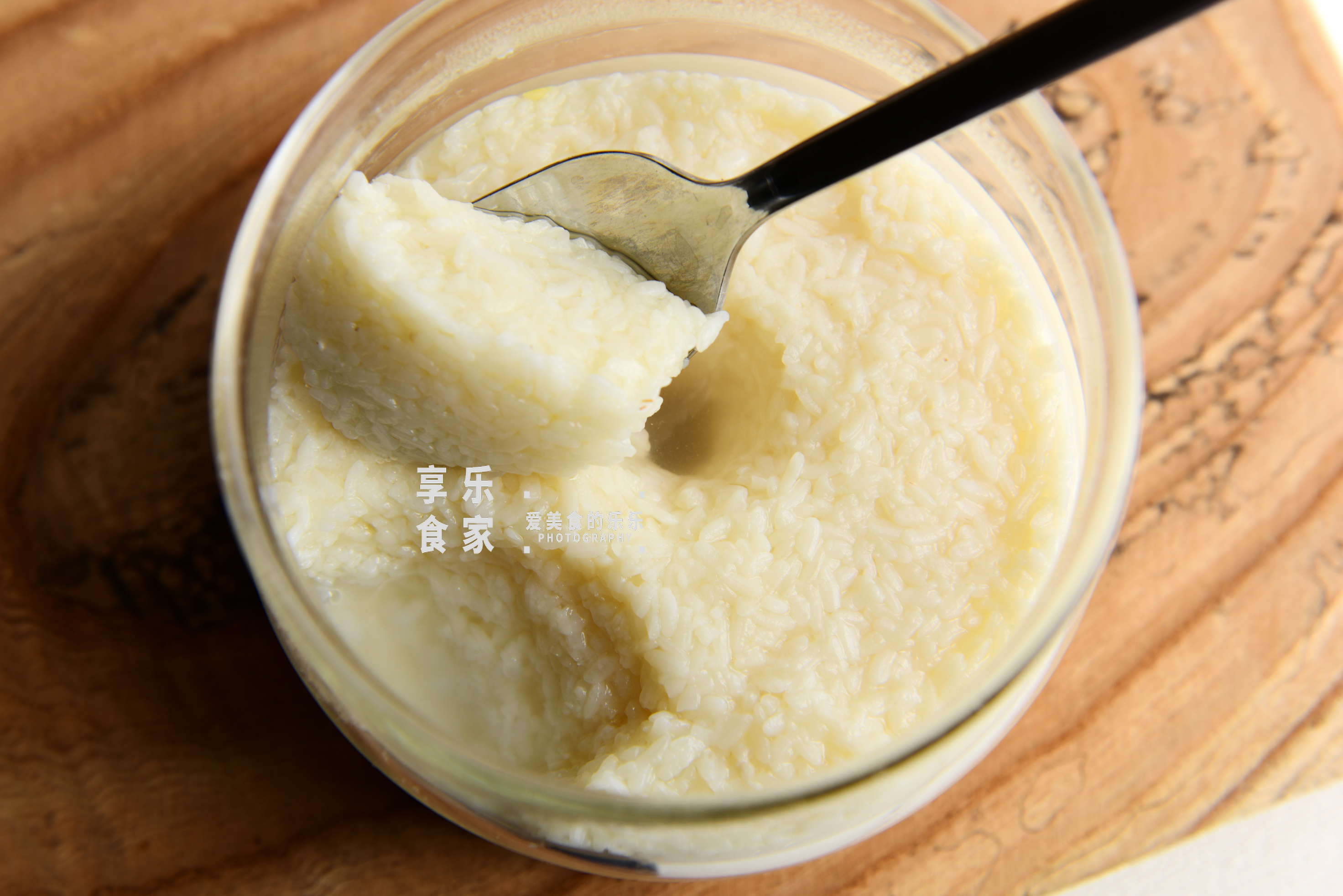 美食米酒酿制方法,自己做的酒酿上面长黑毛还能吃吗