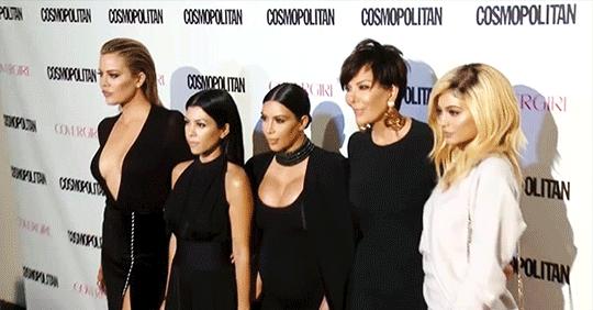 生长于戏精家族，靠整容，卖口红，成为福布斯最年轻的富婆