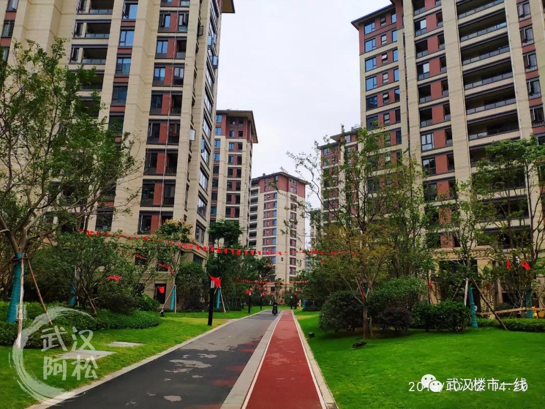 22号线地铁首付8万,地铁2号线150万买房