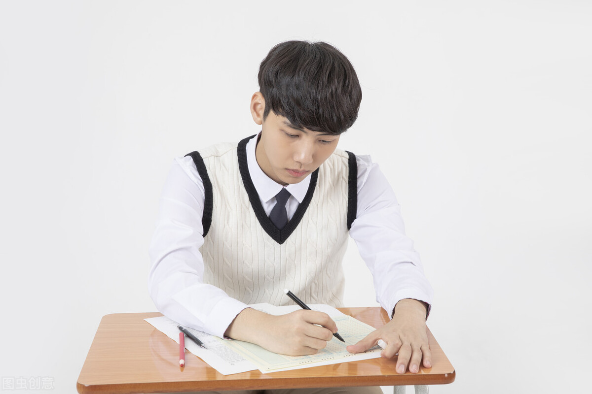 高中高一第一次月考没考好正常吗,高中第一次月考没有考好怎么办